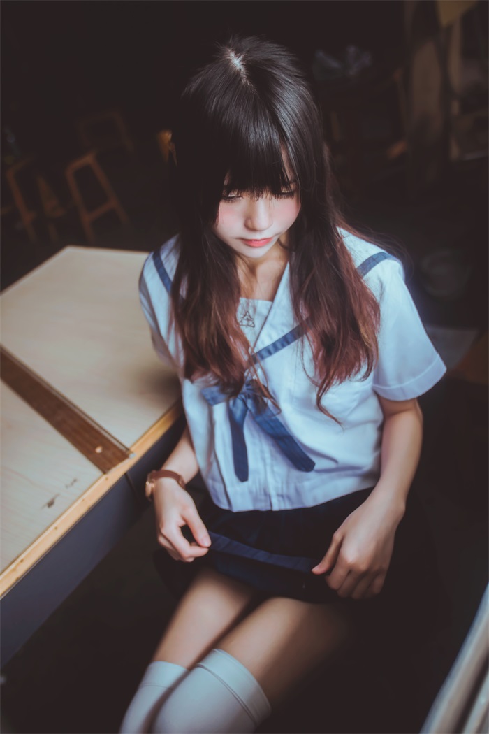 萝利风COS 桜桃喵 – 蓝白水手服