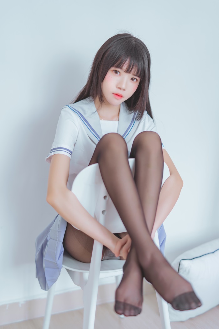 动漫Coser@桜桃喵 – 校服嘿丝