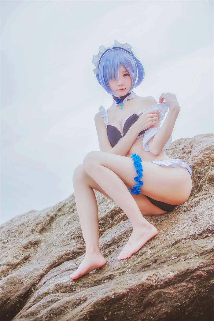 萝利风COS 桜桃喵 – 蕾姆
