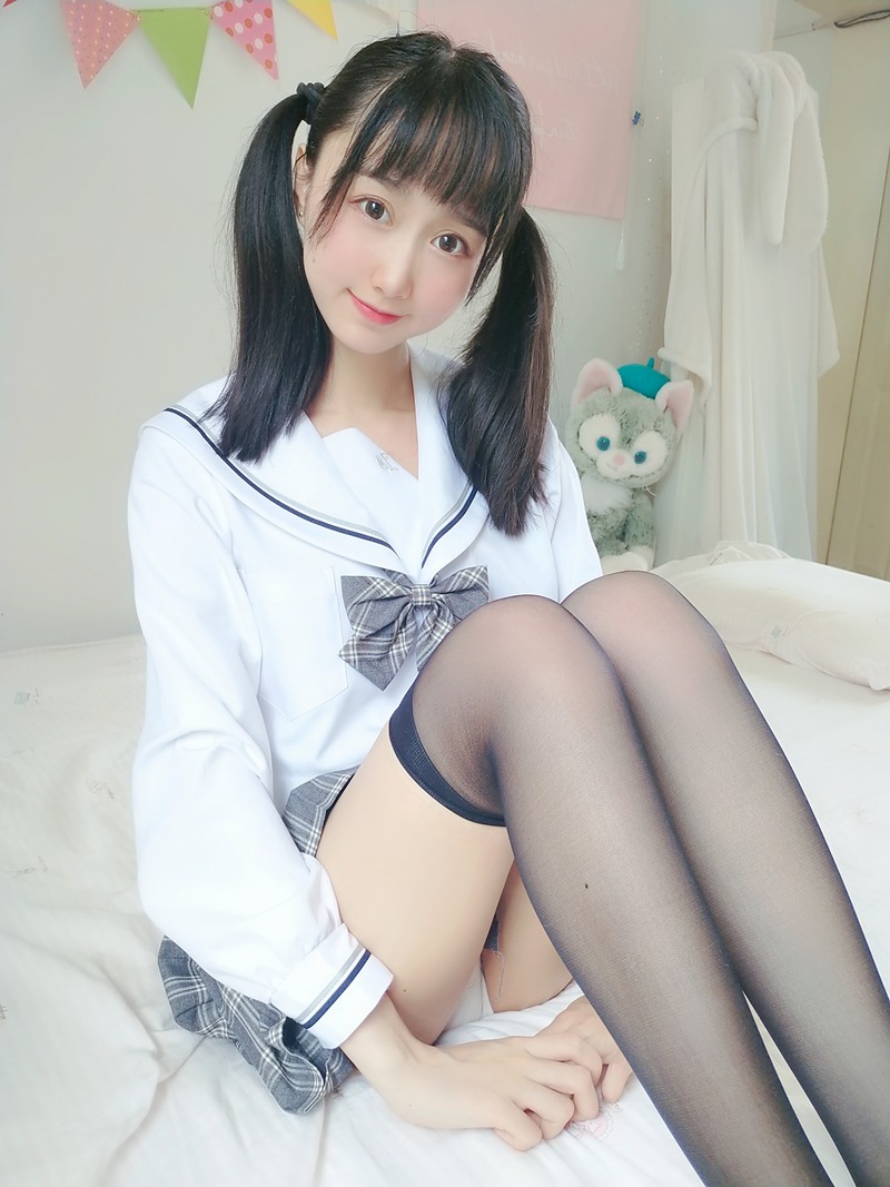 木绵绵OwO 灰格子jk