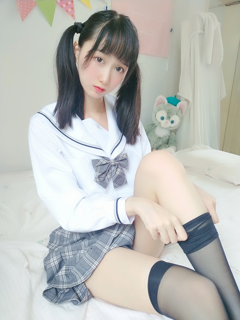 木绵绵OwO 灰格子jk