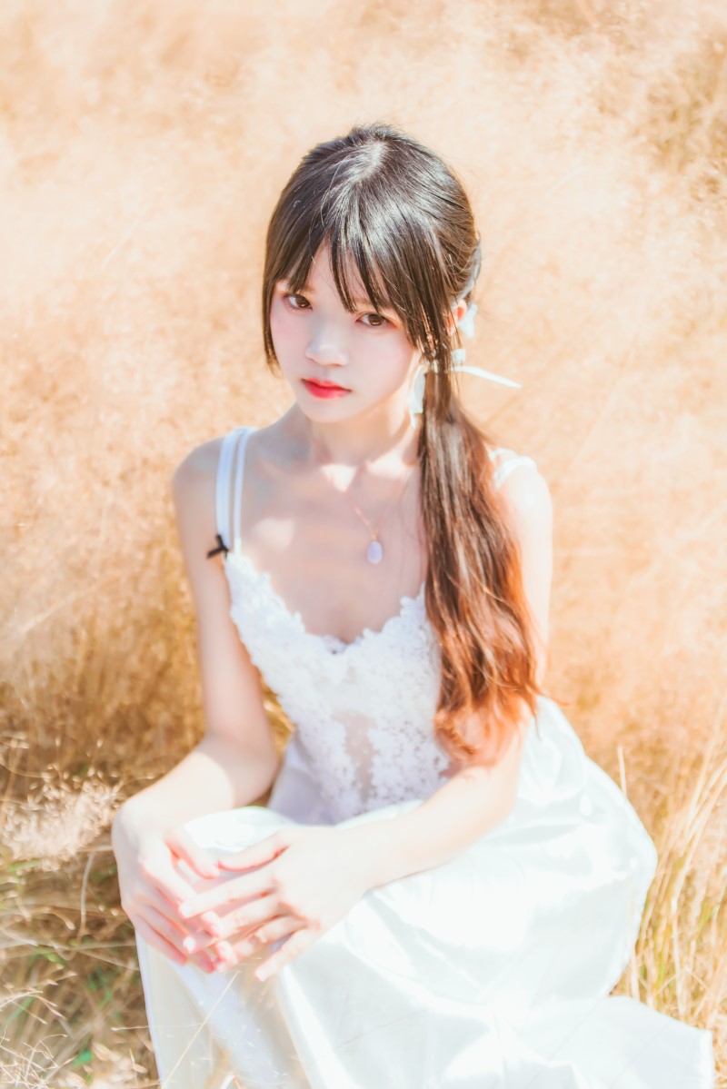 Coser@桜桃喵 原野上的浪漫