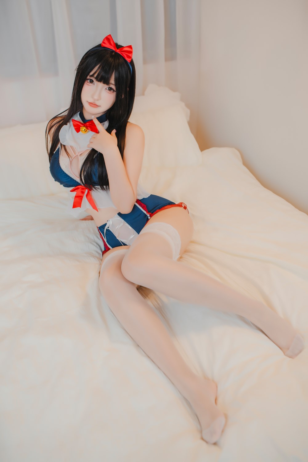 神楽坂真冬写真《白丝猫娘》