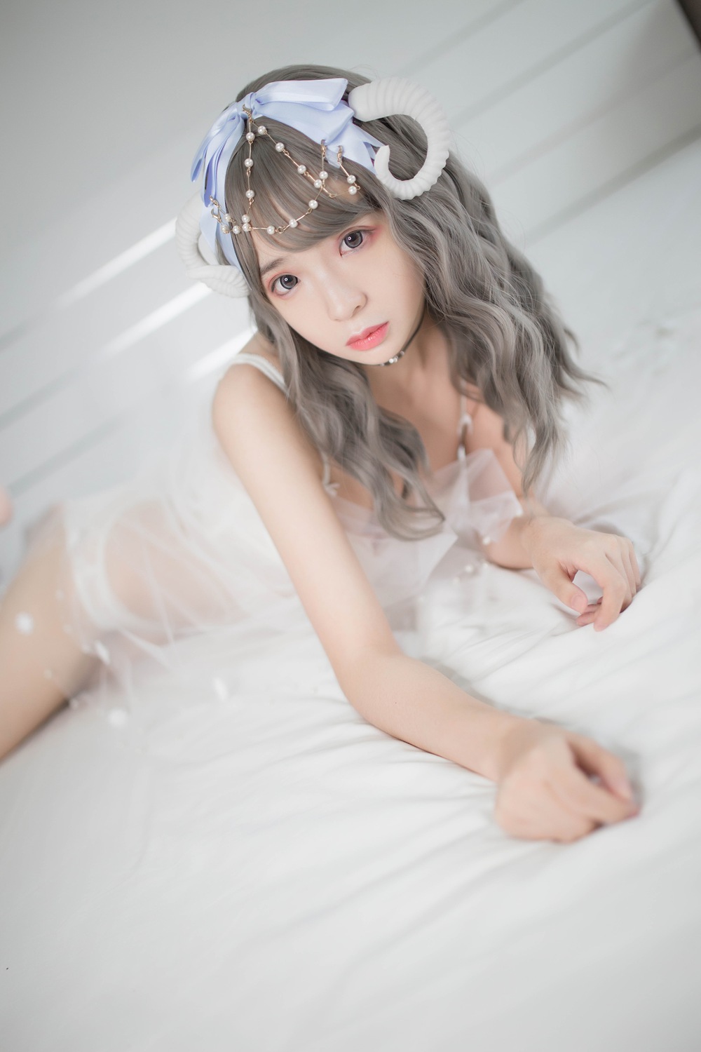 疯猫ss 白内依