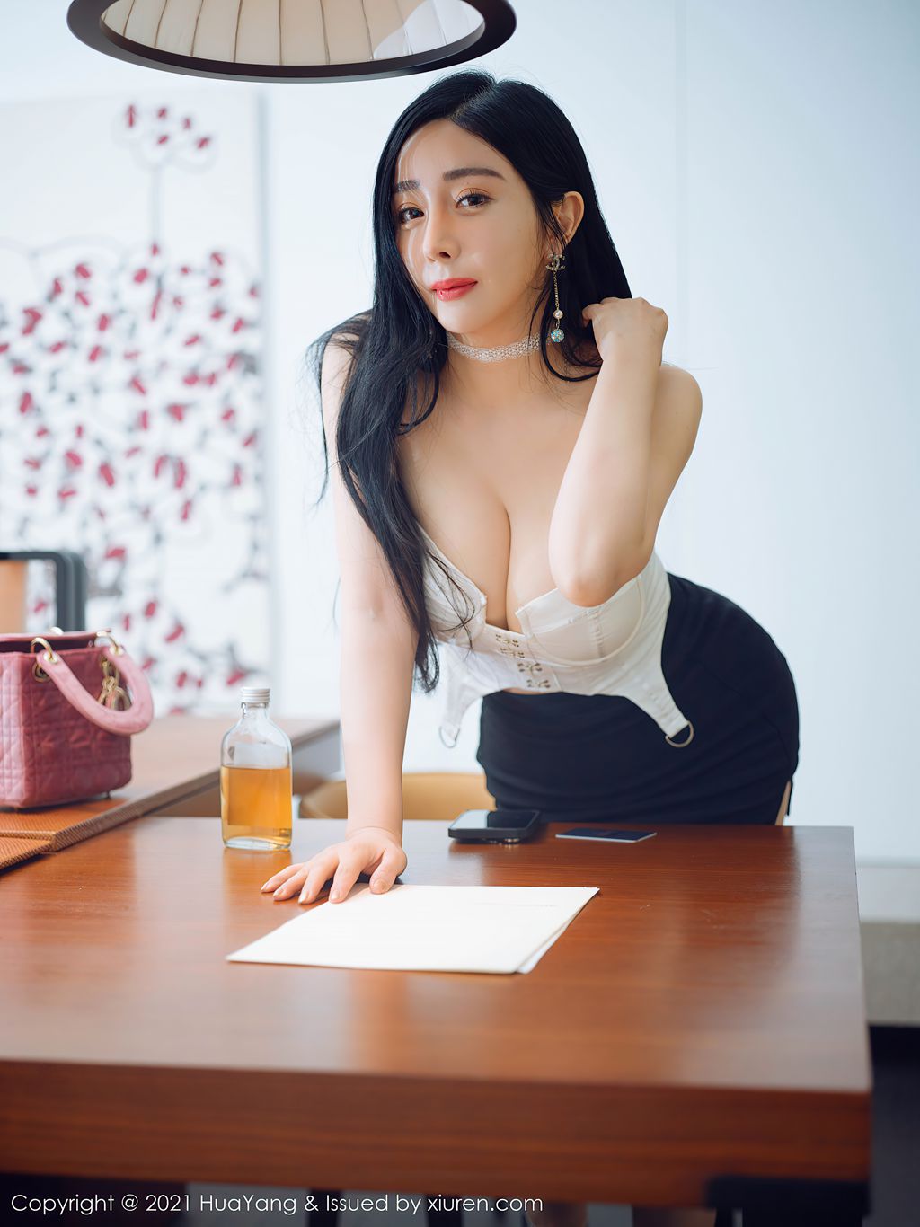 允爾