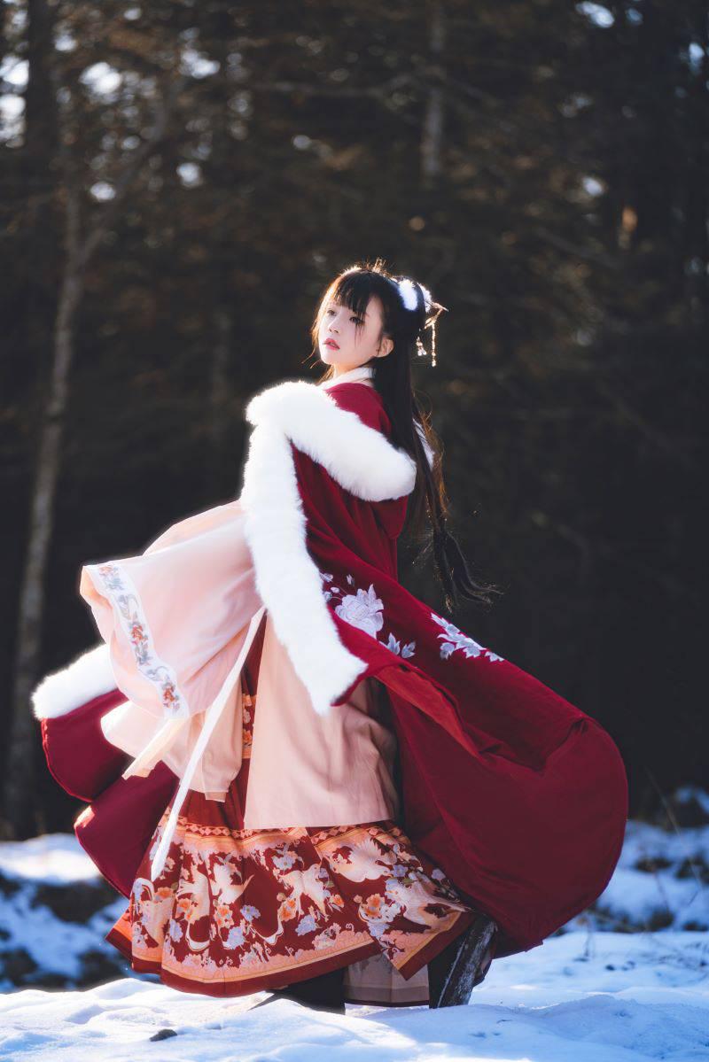 Coser@桜桃喵 熹微