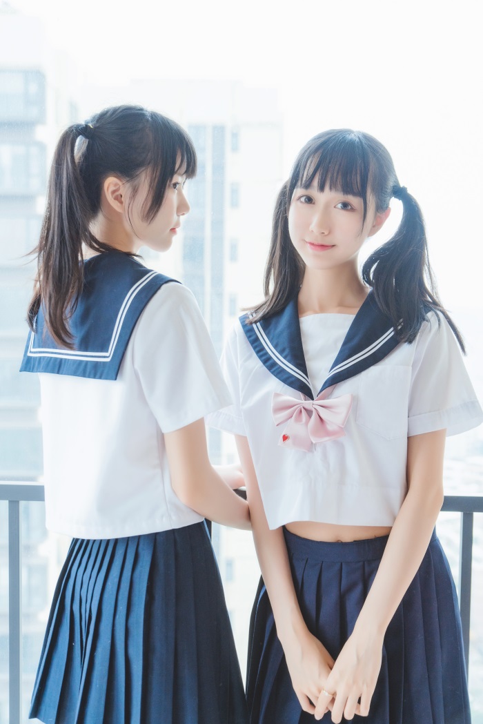 Coser@桜桃喵&木绵绵 – 她(制服×制服)