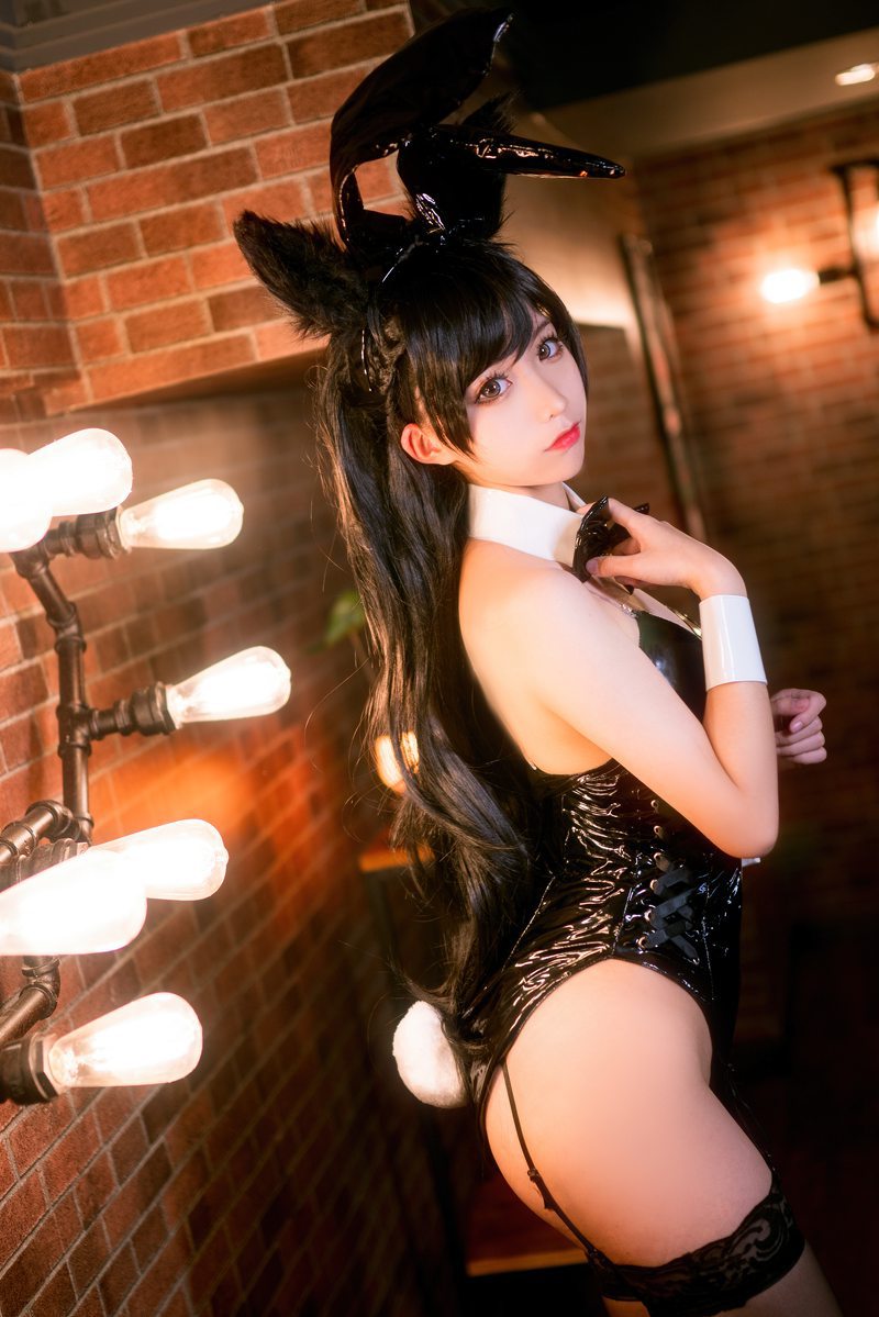 蠢沫沫 惠礼服