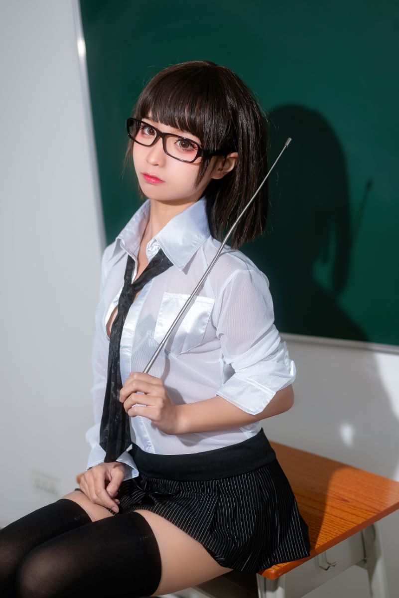 蠢沫沫 教师