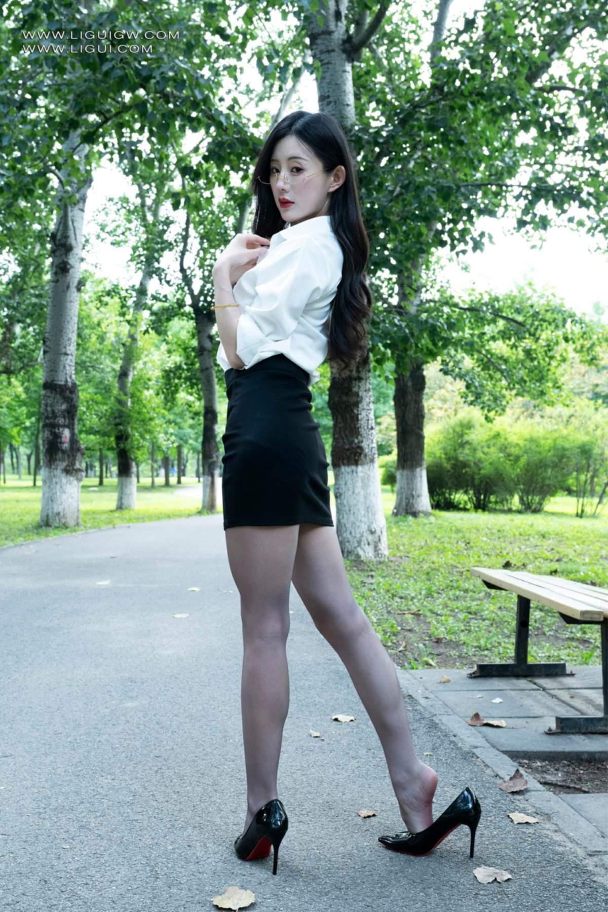 [Ligui丽柜] 2026.07.10 夏日里的嘿丝倩影 Xianxian