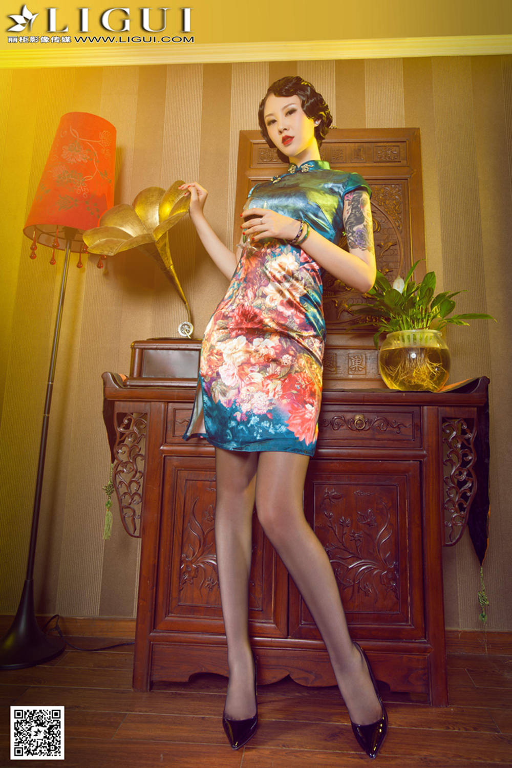 [丽柜] 2015.06.06 网络丽人 Model 菲菲