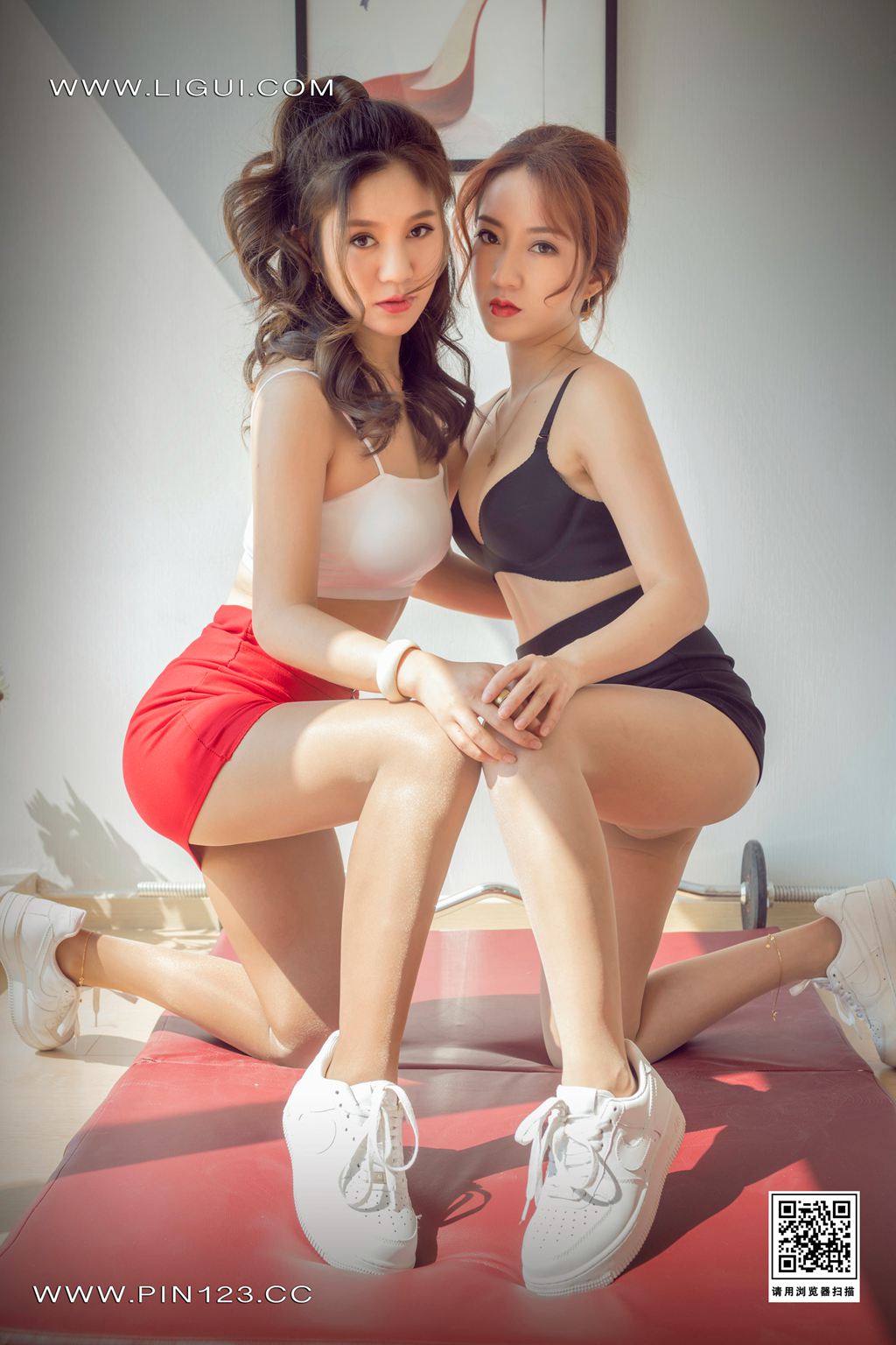 [Ligui丽柜] 《私人定制-女教练的遭遇》英子&汐汐