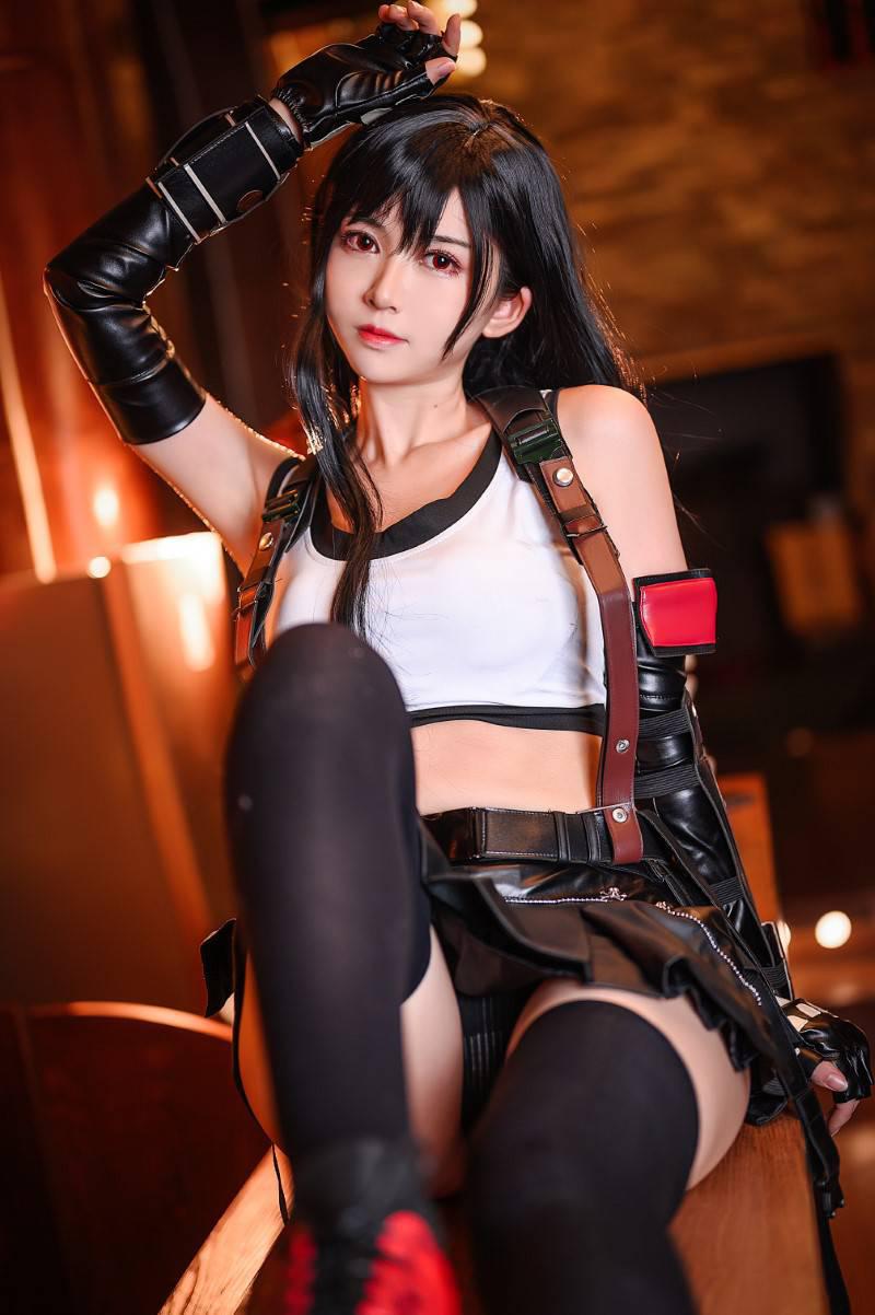 鳗鱼霏儿 蒂法战斗服