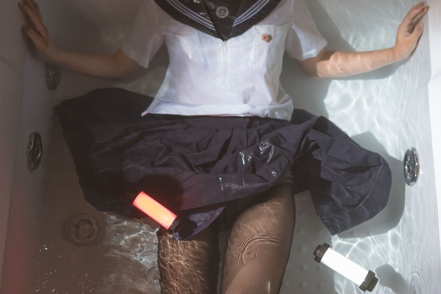 面饼仙儿 – 脑内少女 浴缸黑丝