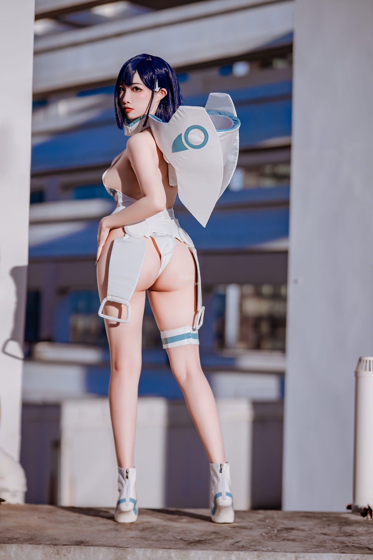 二佐Nisa 国家队 莓战斗服