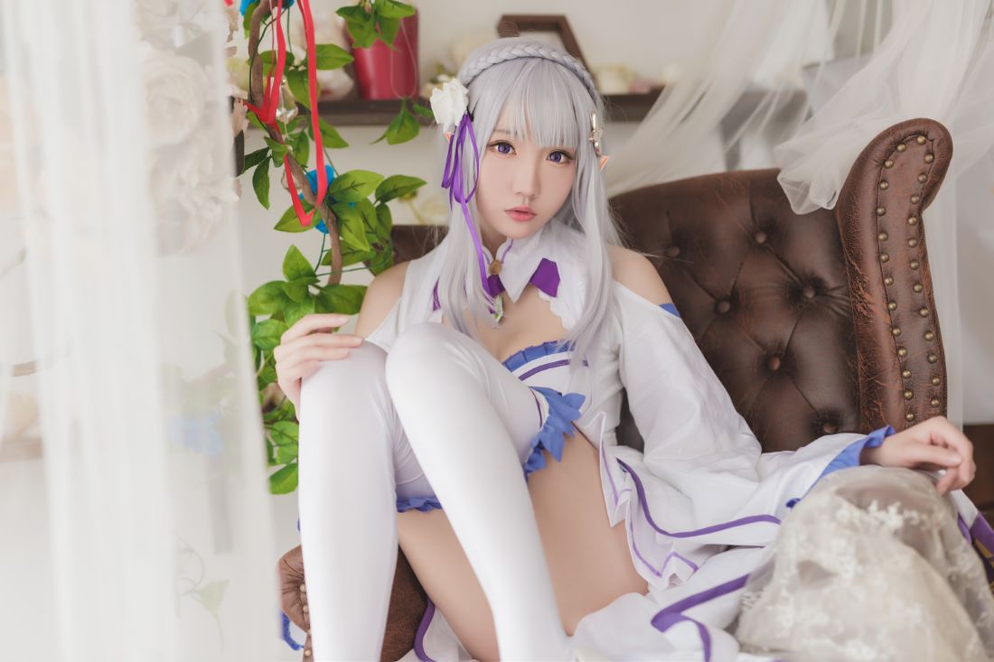 瓜希酱 艾米莉亚