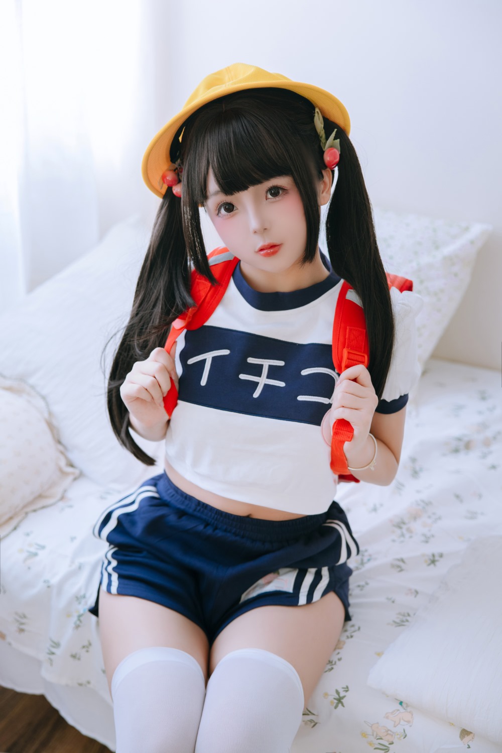 日奈娇 罗利