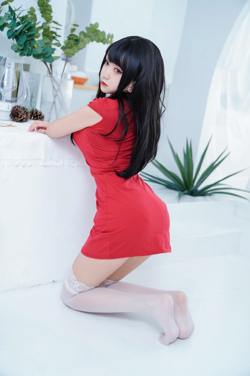 桃夭葵- 红旗袍
