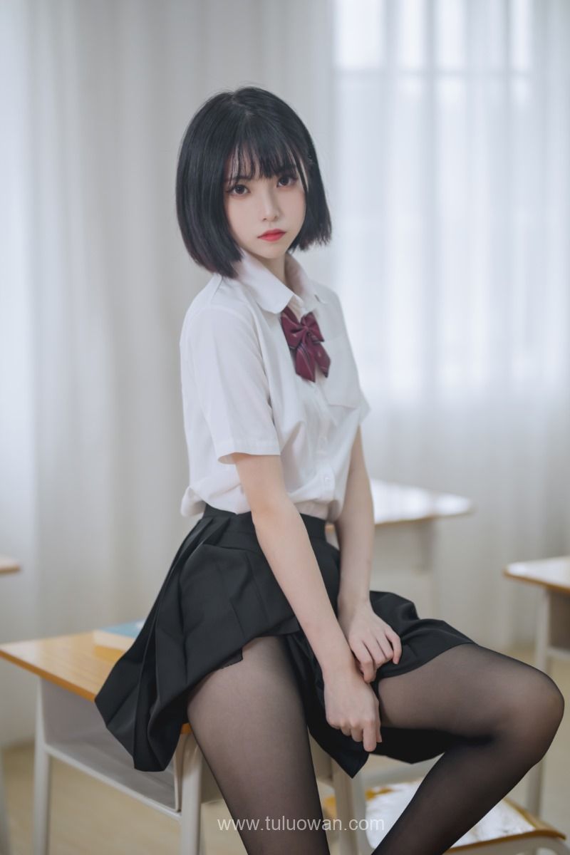 许岚LAN 教室jk黑丝