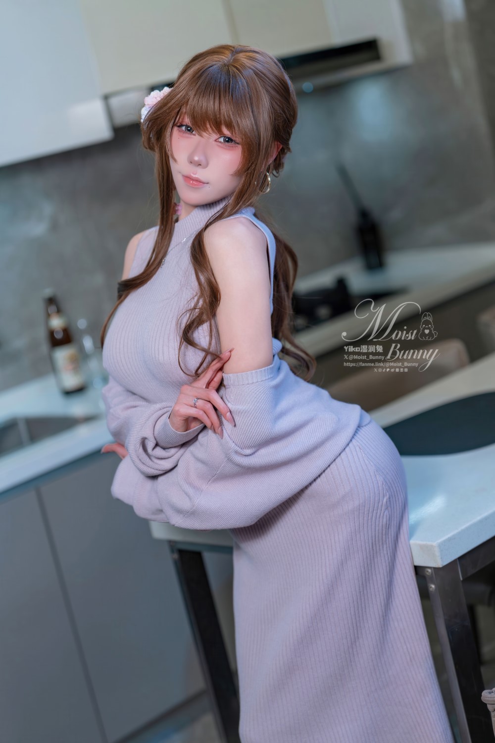 咬一口兔娘(黏黏团子兔) 2026年1月作品 在丈夫身边
