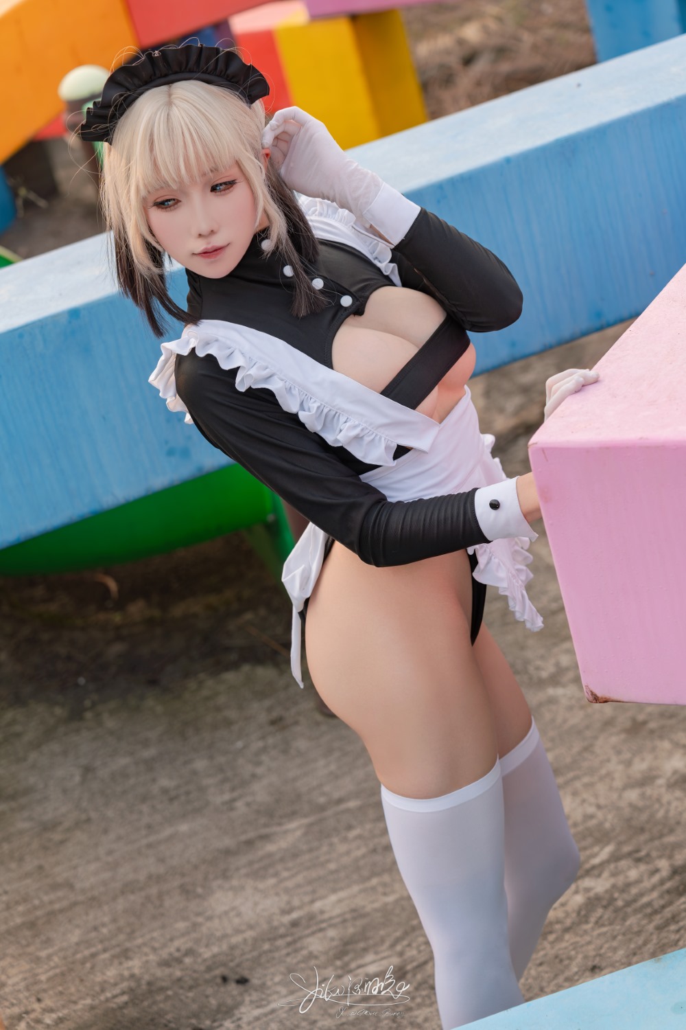 咬一口兔娘 战斗女仆
