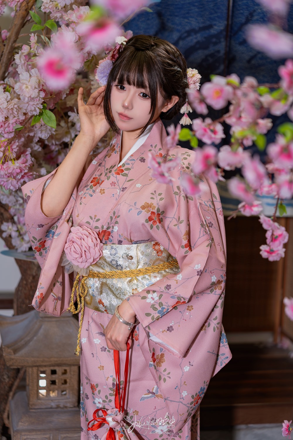 咬一口兔娘(黏黏团子兔) 温泉の女将