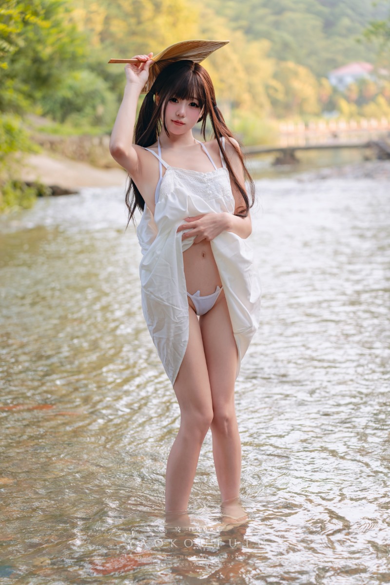 咬一口兔娘(黏黏团子兔) 八月订阅《溯溪之夏》恋爱循环