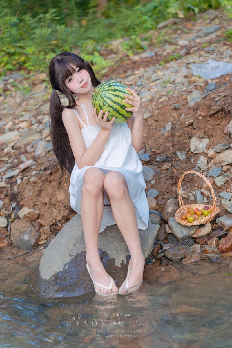 咬一口兔娘(黏黏团子兔) 八月订阅《溯溪之夏》恋爱循环