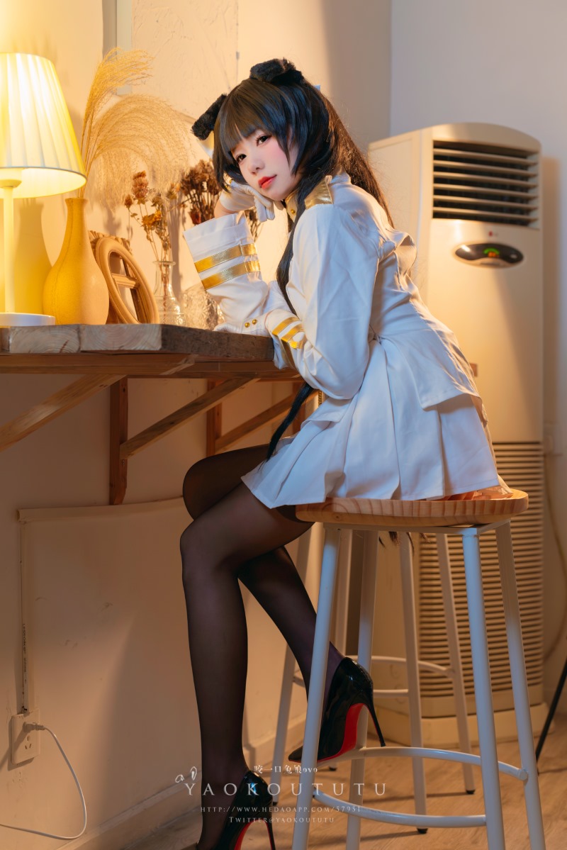 咬一口兔娘(黏黏团子兔) 八月T3专属特典《碧蓝航线-爱宕》