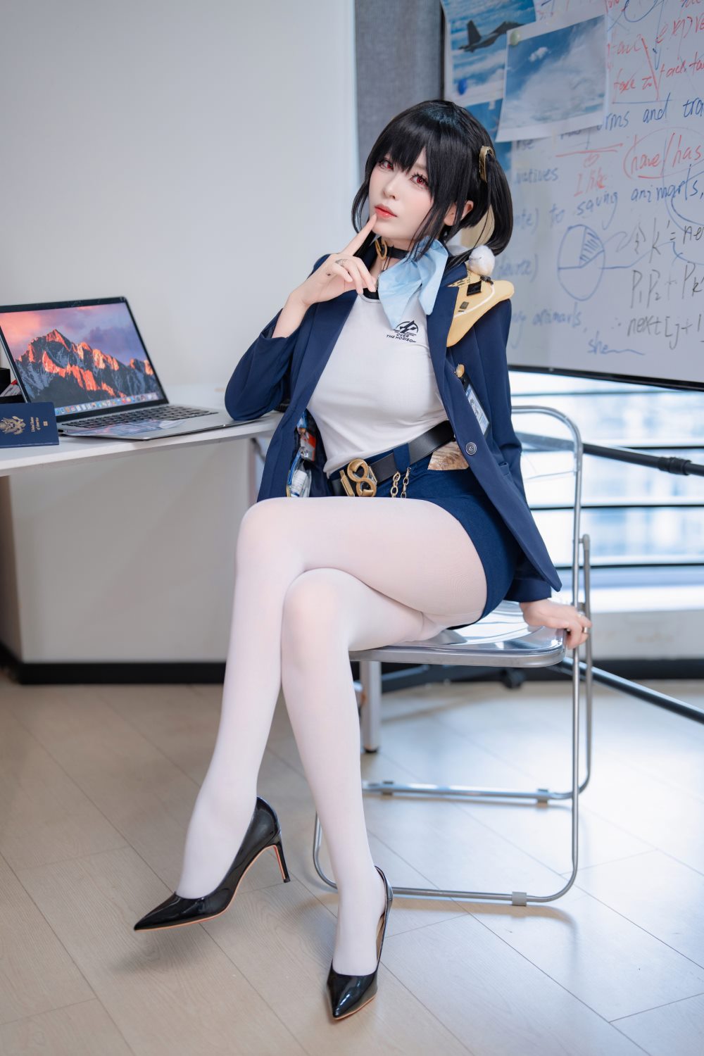 轩萧学姐 Nikke胜利女神 索拉