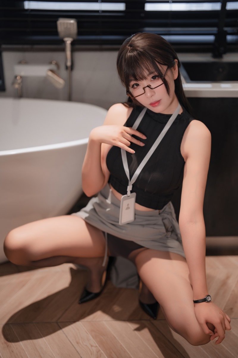 轩萧学姐 眼镜娘OL