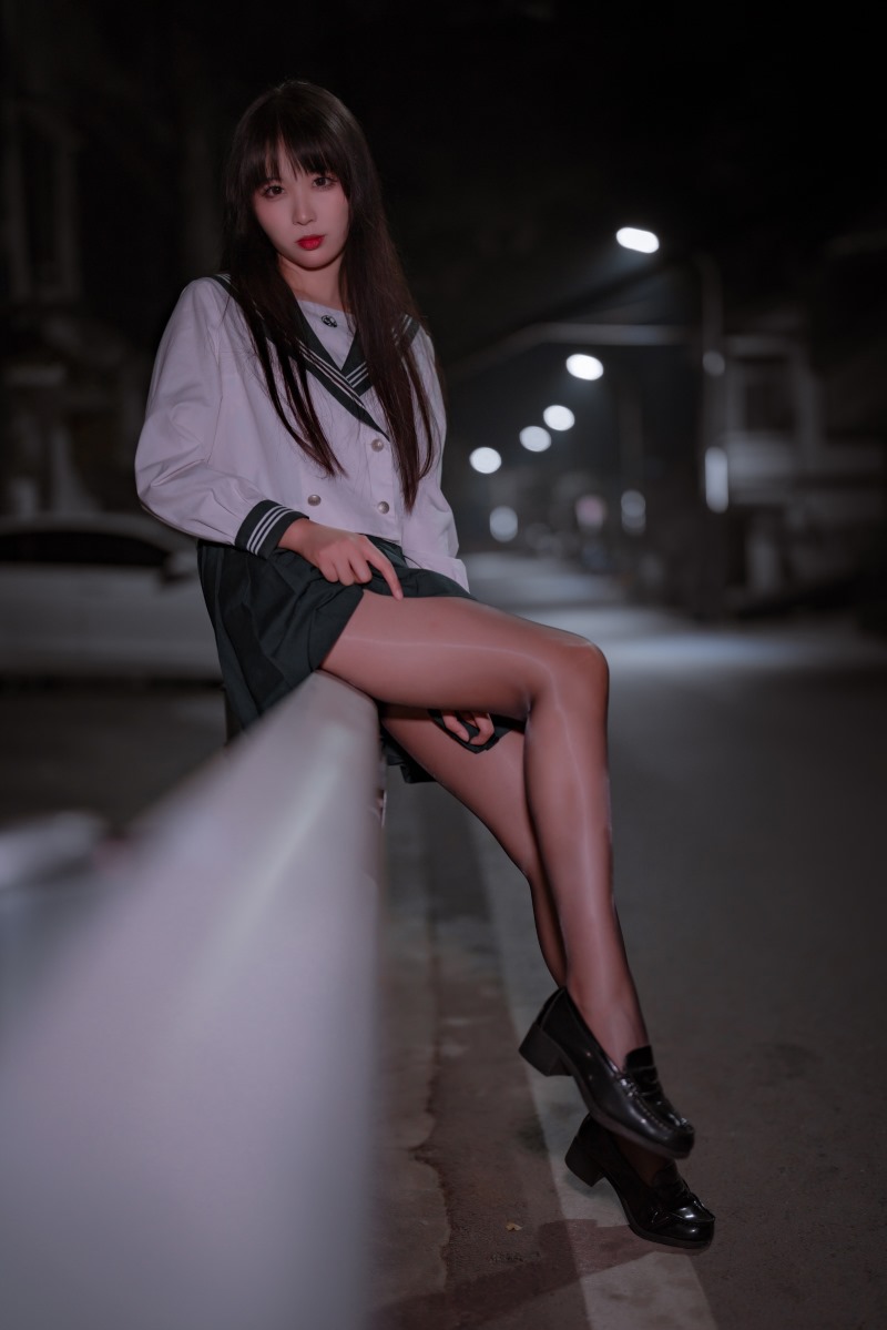 轩萧学姐 公路JK