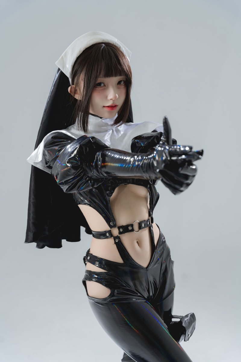 花铃 漆皮修女