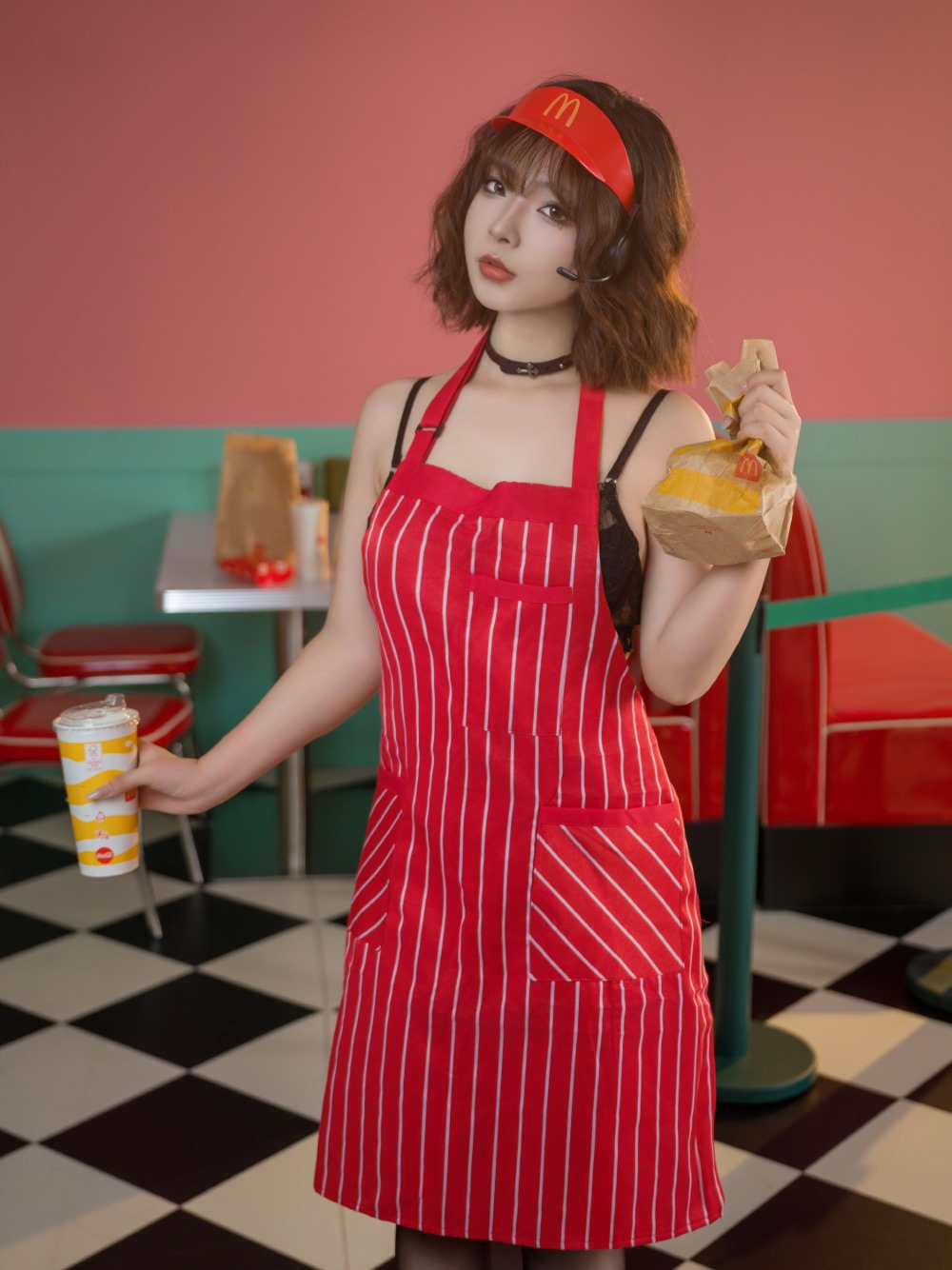 yuuhui玉汇 麦当劳的女服务员