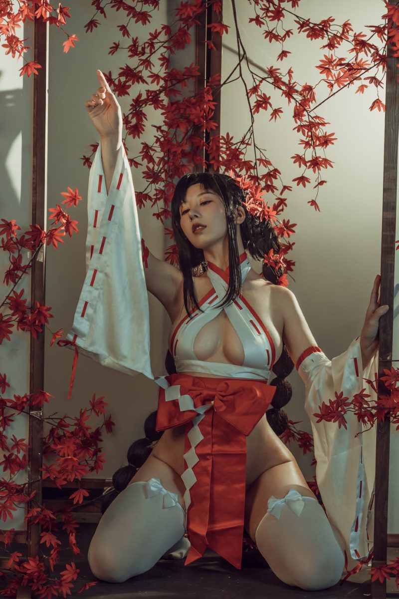 云溪溪 巫女