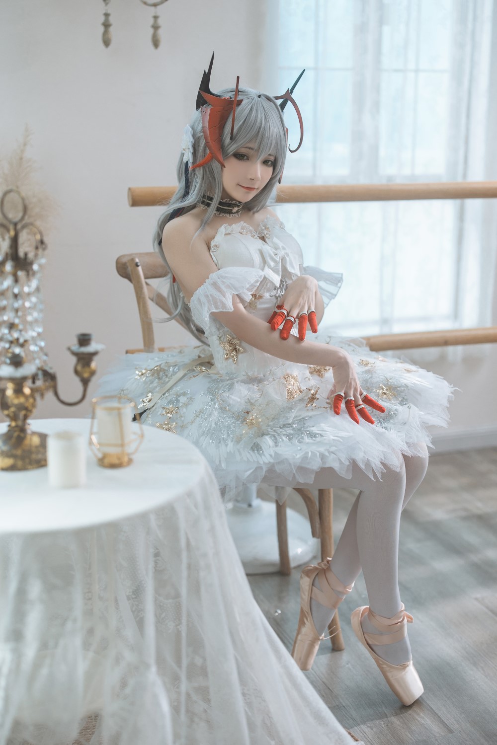 是三不是世w 明日方舟 芭蕾W洛天依