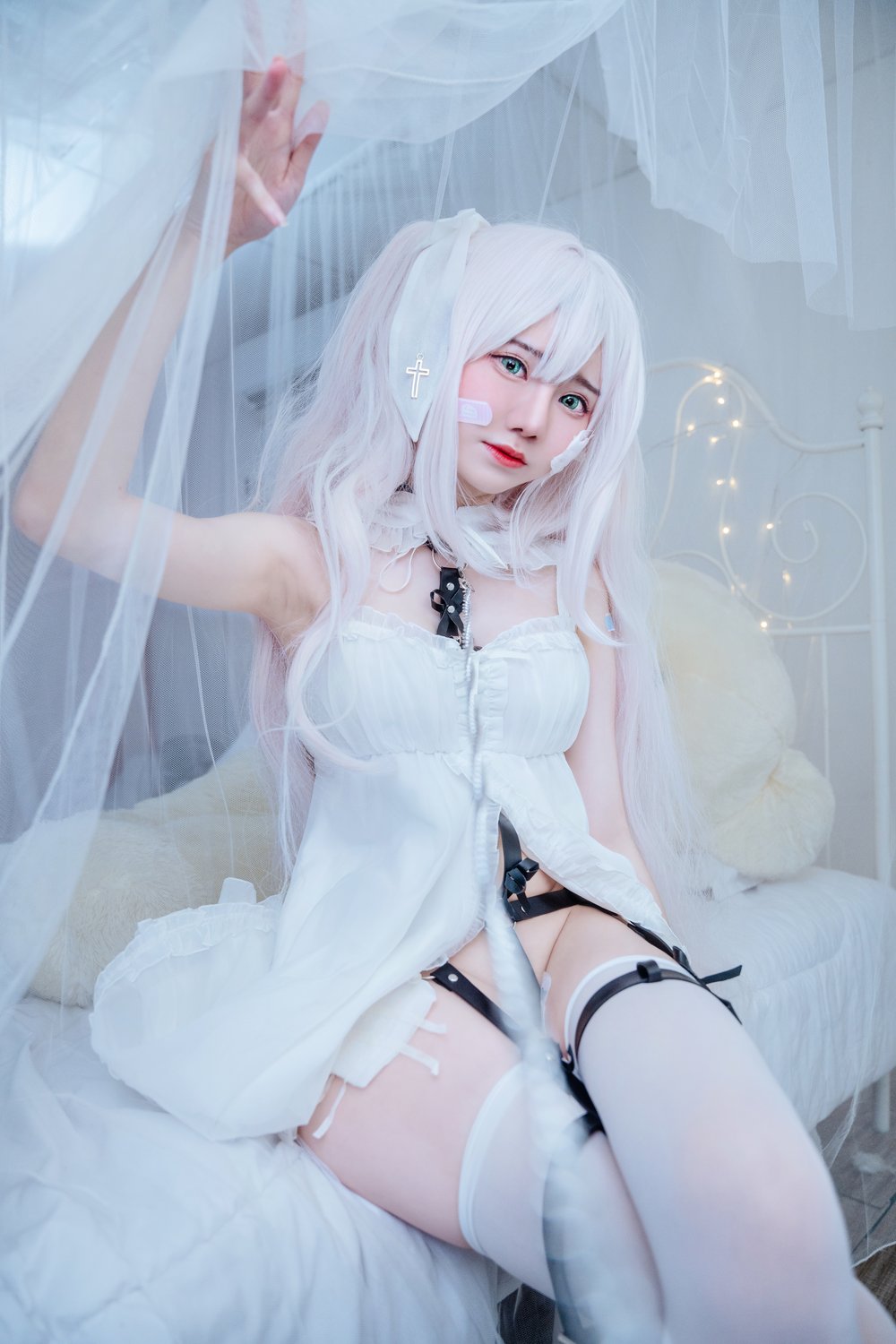 Sally Dorasnow Hatsune