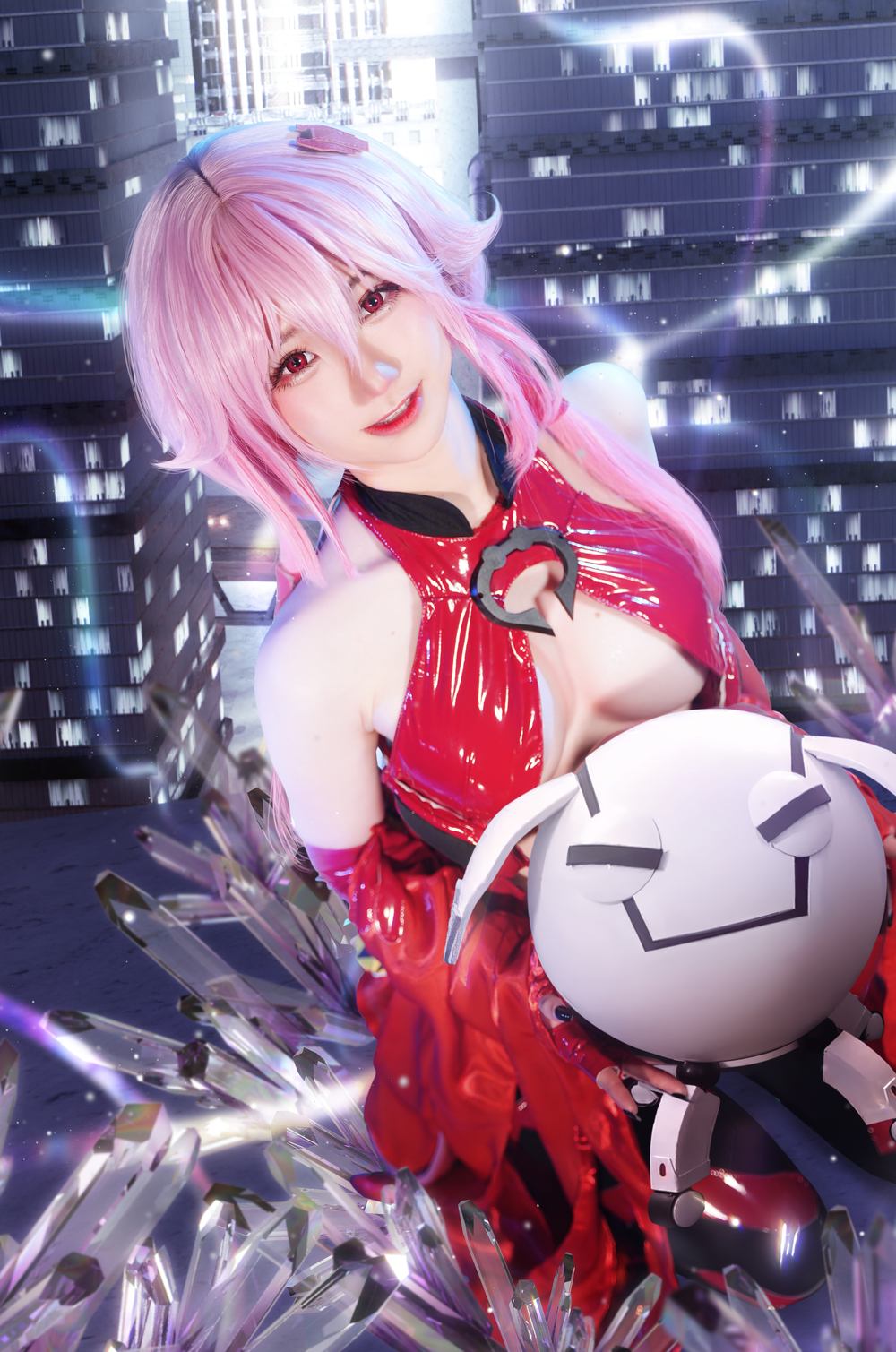Sally Dorasnow Yuzuriha Inori