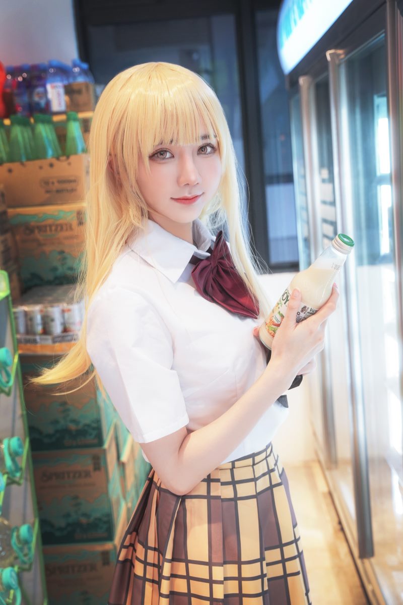 Sally Dorasnow Shiina Mahiru