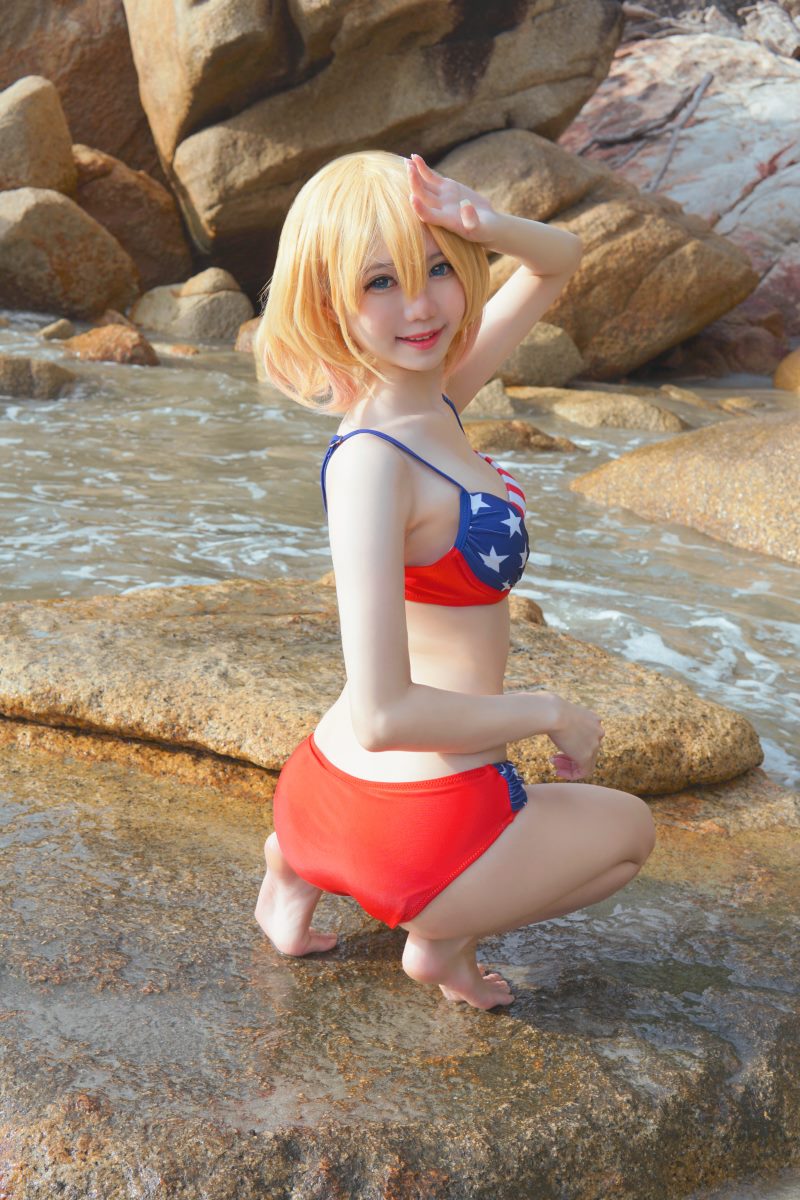 Sally Dorasnow Mami-Bikini