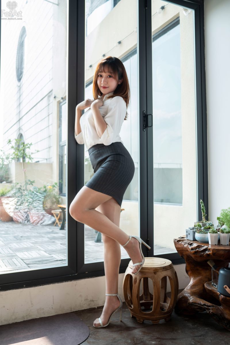 Tori’s full body pantyhose day 模特Tori