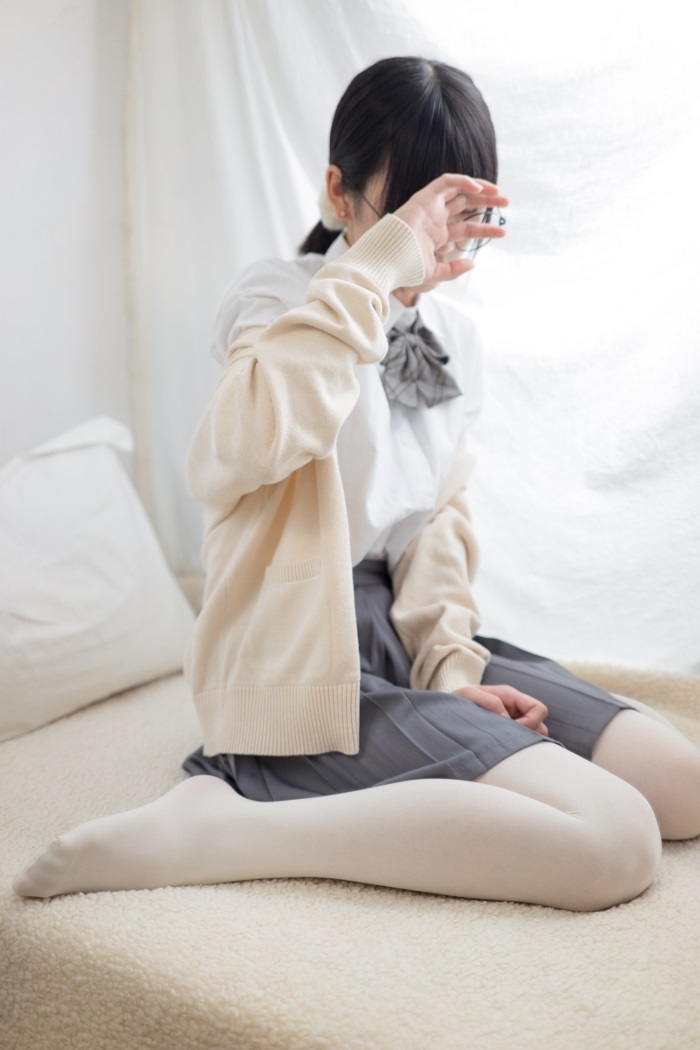 萝利丝控-喵写真 美腿要配个丝袜